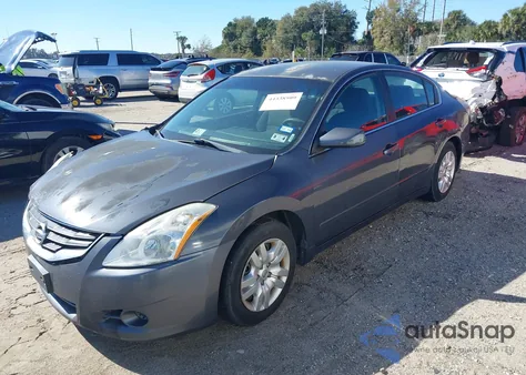2012 Nissan Altima 2.5 S z USA, uszkodzony, nr VIN 1N4AL2AP4CN531606